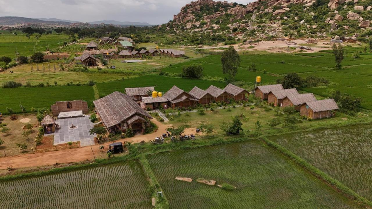 Hotel Hampi Rasta Cafe Exteriér fotografie